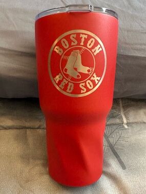 NWOT Boston Red Sox Red Insulated 30 oz. Rambler Style Stainless Steel Tumbler